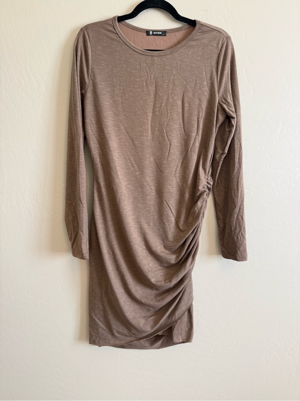BTFBM Classic Crew Neck Top in Dusty Taupe #P140